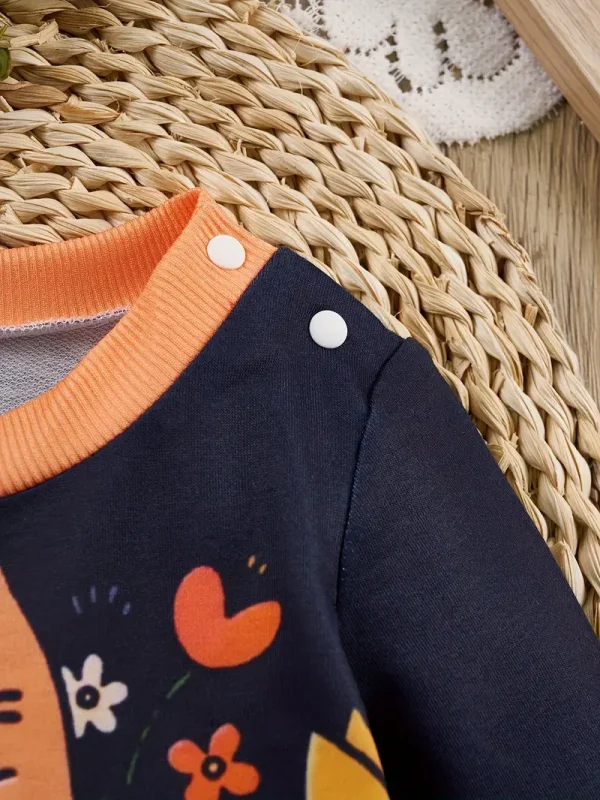 LULUKAKA Cute Cartoon Cat Print Long Sleeve Bodysuit, Polyester Knit Fabric, Regular Fit, with Crew Neck, Slight Stretch, for Newborns and Infants, Fall/Winter Collection, for Outdoor - Image 3